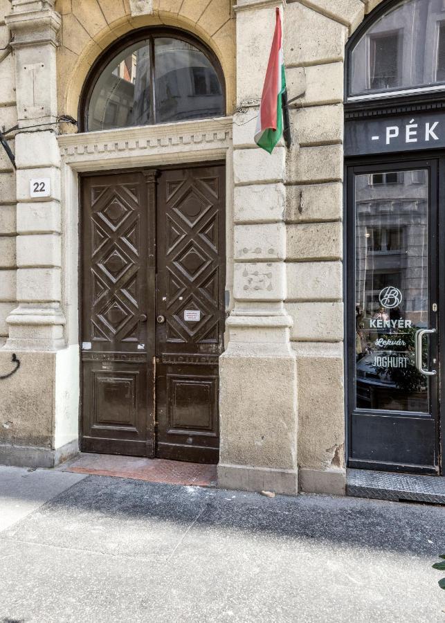 Industrial Fantasy Apartment Budapest Exterior photo
