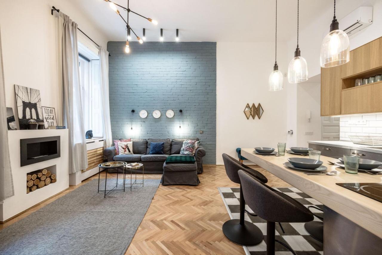 Industrial Fantasy Apartment Budapest Exterior photo